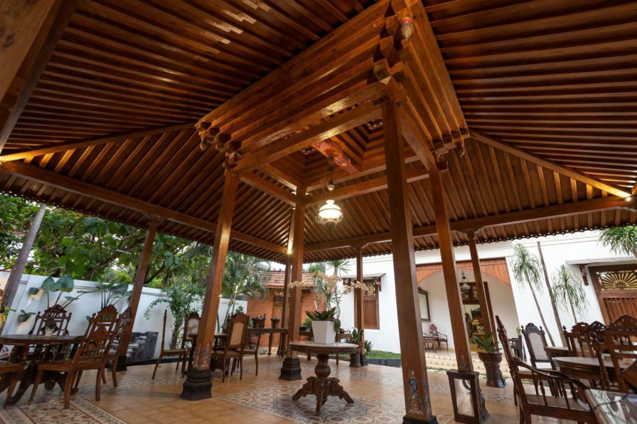 Hôtel The Mangkoro By Natt'S Hospitality à Yogyakarta Extérieur photo